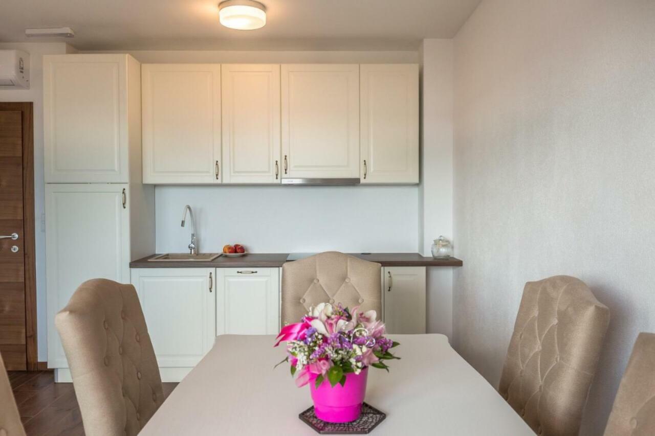 Apartmani Arapovic Baška Voda Exterior foto